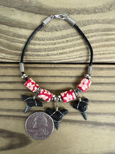 Load image into Gallery viewer, Shark Tooth Bracelet With 3 Shark Teeth and Flower Beads
