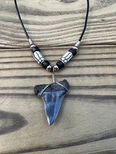 Load image into Gallery viewer, 1 7/16 inch Fossilized Mako Shark Tooth Necklace With Black and White Beads
